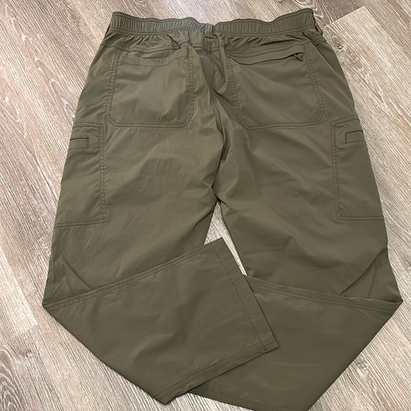 Duluth Trading Co - Picture 4 of 6